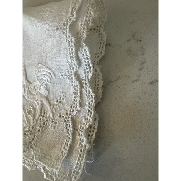 Vintage 70'sRooster Madeira Cocktail Napkins (6) Hand Embroidered Scallop Line - Picture 4 of 5